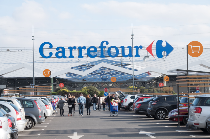 Carrefour ©ALIX William et Nicolas GOUHIER