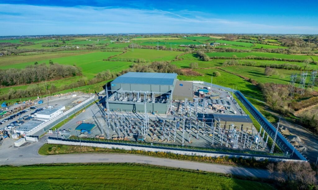 Celtic Interconnector : NGE achève la station de conversion de La Martyre