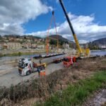Marquée par des inondations meurtrières il y a 45 ans, la communauté d’agglomération du Puy-en-Velay (43) a choisi de pérenniser son patrimoine hydraulique à Brives-Charensac en chargeant Elcimaï d’un double chantier : la remise en état des clapets installés sur la Loire et la construction d’une centrale hydroélectrique
